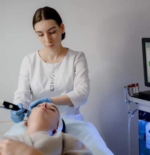 Безинъекционная биоревитализация кожи HydraFacial